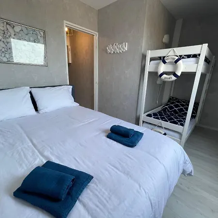 Apartment T2 Vue 6 Personnes *